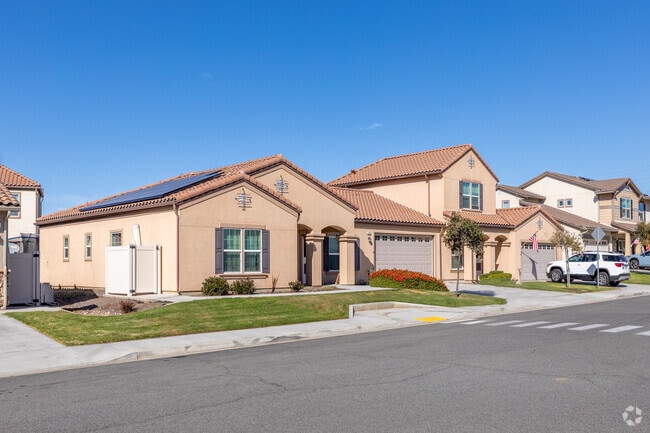 Building Photo - Edson - Military Housing Rental