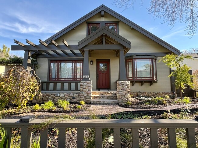 Building Photo - 3306 Gibson Pl