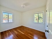 Photo - 2338 Keeler St