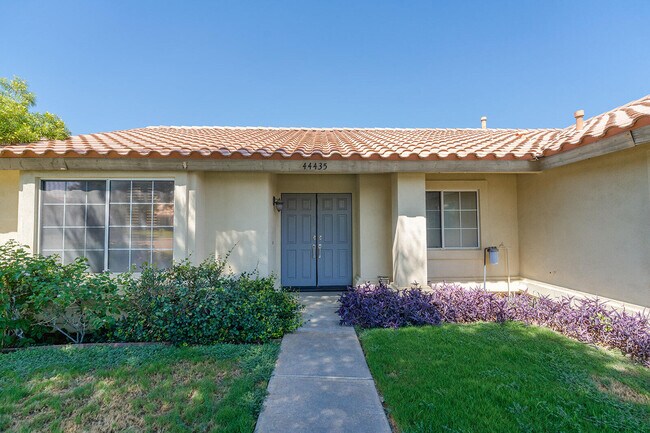 Photo - 44435 Buttercup Ln