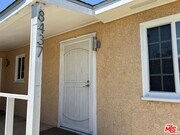 Photo - 8437 Lilienthal Ave
