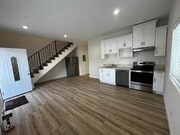 Photo - 7435 Encino Ave