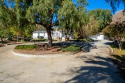 Photo - 1057 E La Loma Ave