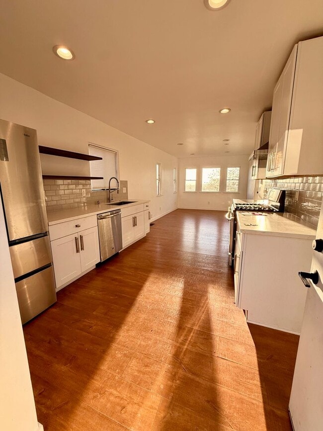 Photo - 1343 Quintero St