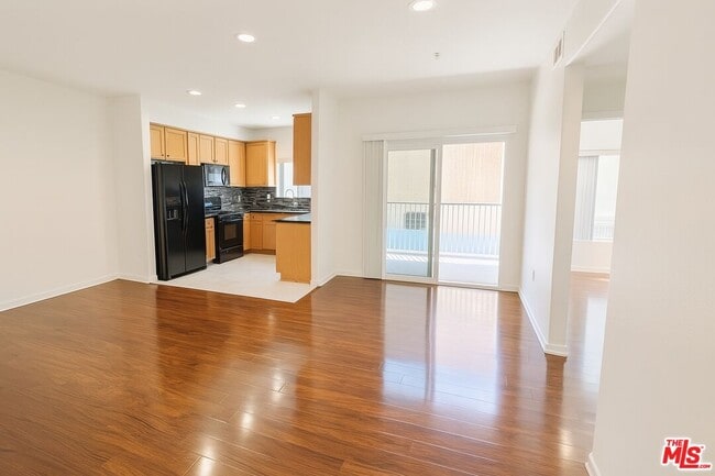 Photo - 12132 Hart St Unit 201