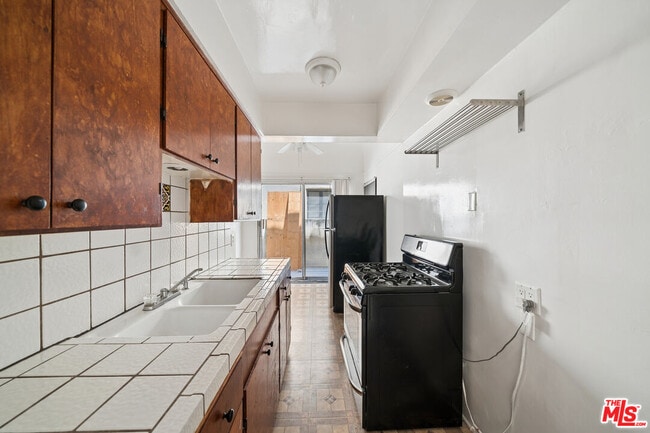 Photo - 153 Crescent Dr Unit 3
