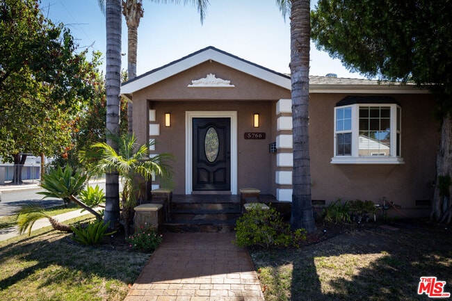 Building Photo - 5766 Newcastle Ave