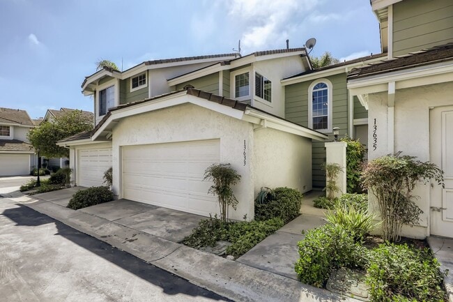 Photo - Beautifully Remodeled Townhome in the Cambria Community – Del Mar Heights