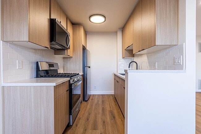 Photo - 3401 Ocean Park Blvd