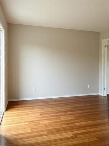 Photo - 810 Baker St
