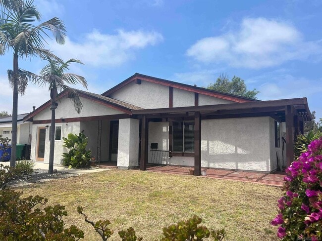 Photo - 8826 Calliandra Rd House