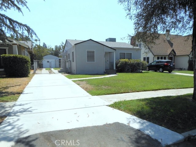 Photo - 926 Campus Ave