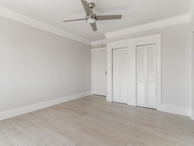 Photo - 338 E 7th St Unit #346