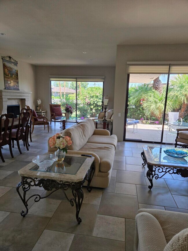 Photo - 31 Stanford Dr