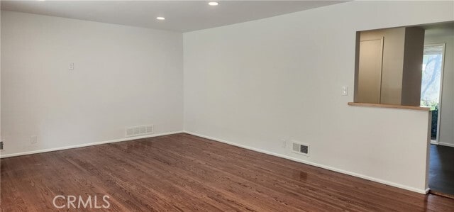 Photo - 460 Winthrop Rd