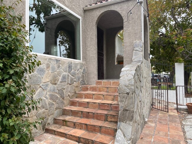 Photo - 4535 Avocado St Unit 4535