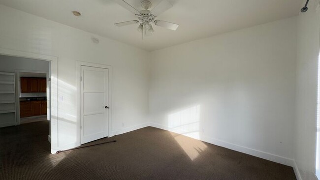 Photo - 7027 Washington Ave