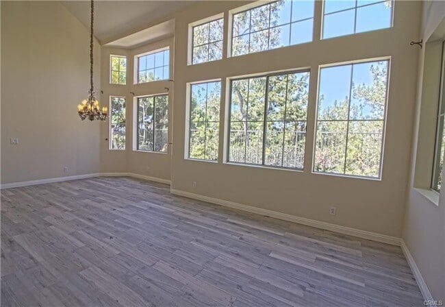 10 Lessay - 10 Lessay Townhome