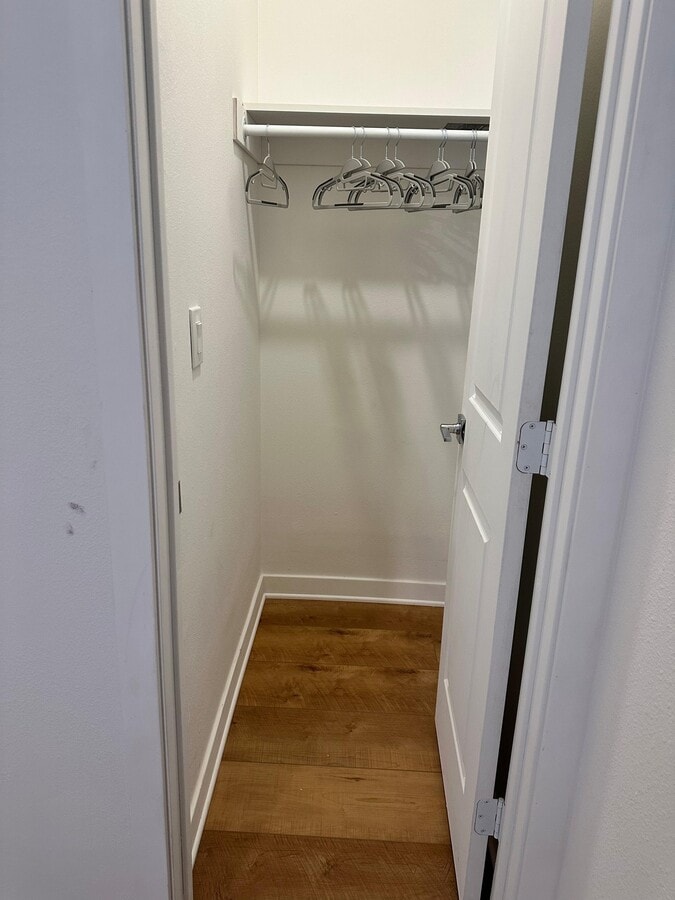 Photo - 9490 Elm Ave