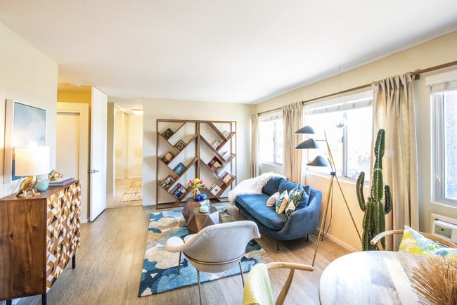 Living Room Model - Gables Point Loma