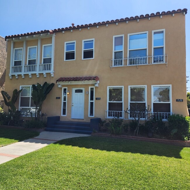 Building Photo - 1526 1/2 Hauser Blvd Unit 1526