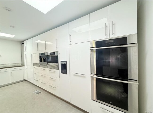 Photo - 1801 Roscomare Rd