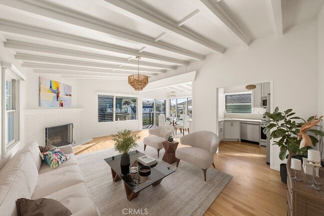 Photo - 170 McAulay Pl