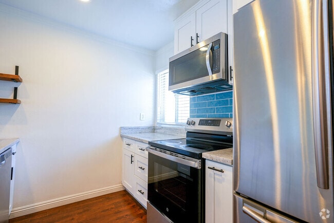 Building Photo - 4152 Mt Alifan Dr Unit E Rental