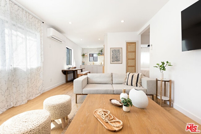 Photo - 17 Sunset Ave Unit 2