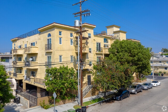 Building Photo - 4871 Klump Ave Unit 105 Rental