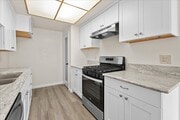 Photo - Upgraded 2-Bedroom Townhome with Private G...