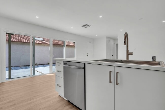 Photo - 134 Orchard