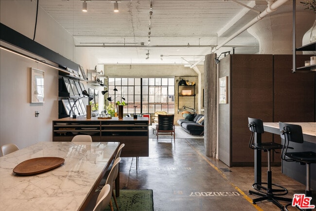 Photo - 1855 Industrial St Unit 307