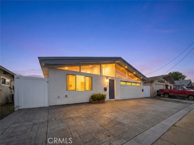 Building Photo - 13010 Hartland St