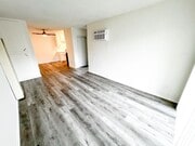 Photo - 11118 Moorpark Apartments