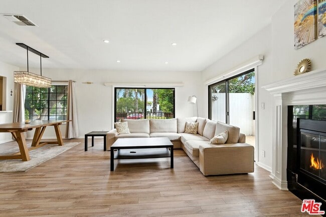 Photo - 1434 19th St Townhome