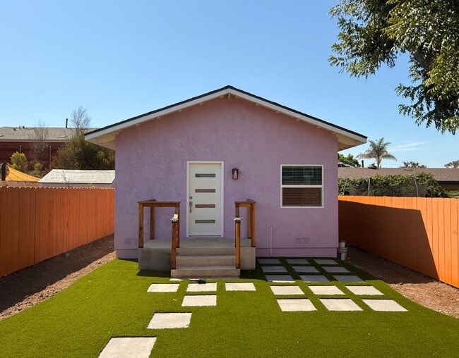 Building Photo - Stylish Newly Built 1BR/1BA ADU – In-Unit ... Rental