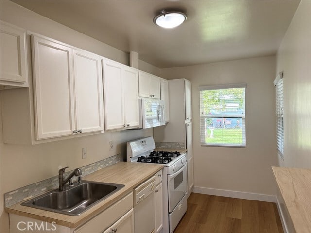 Photo - 256 N Garnet Way