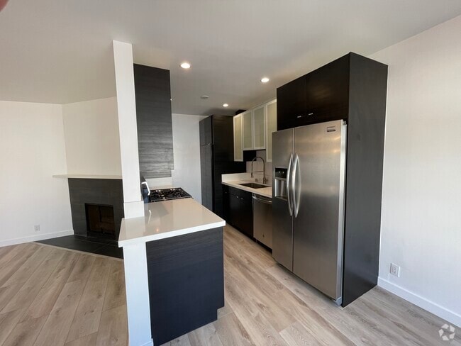 Building Photo - 2645 28th St Rental