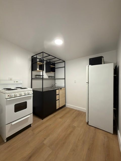 Photo - 135 N Florence St