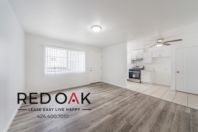 Building Photo - 6928 Agnes Ave