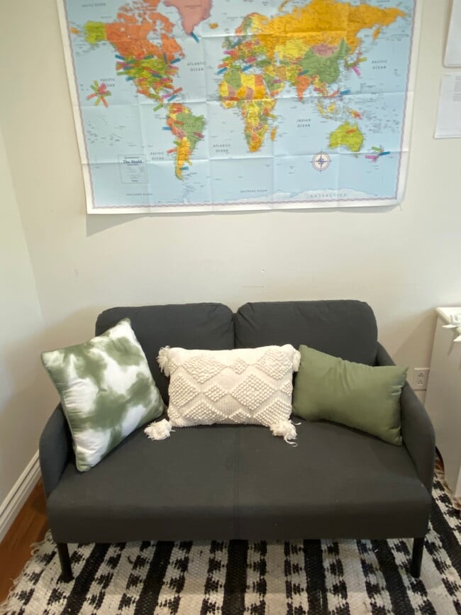 Furniture is optional - 611 S Griffith Park Dr Unit Equestrian Rancho studio