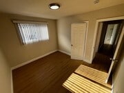 Photo - 2br - 1/2 twin Home with yard , garage and lots of parking