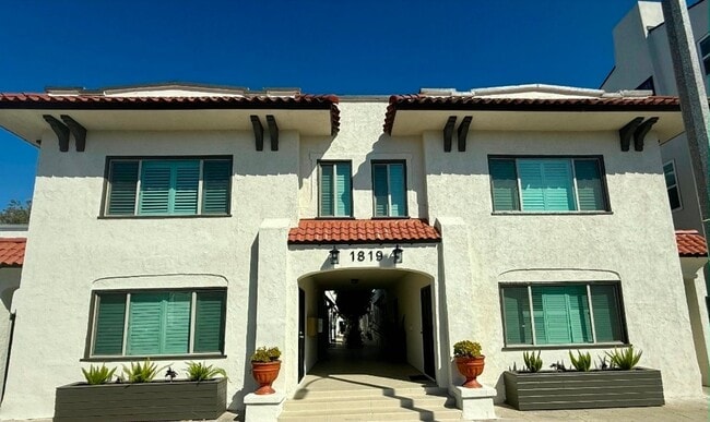 Photo - 1819 E. 4th ST.