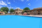 Photo - Mollison Villas Apartments