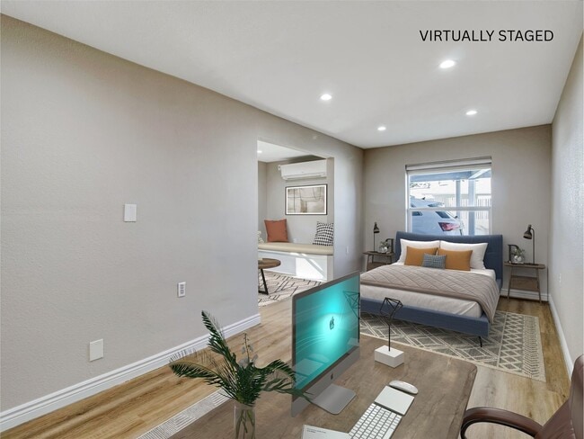 Photo - 985 1/2 Dexter St Unit 985 Dexter