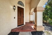 Photo - 1908 Clearbrook Dr House