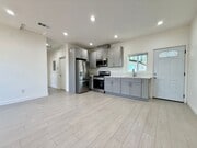Photo - 10723 Rhodesia Ave