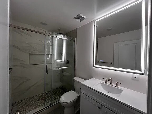 Photo - beautiful completely redone property ready to accept long term tenants