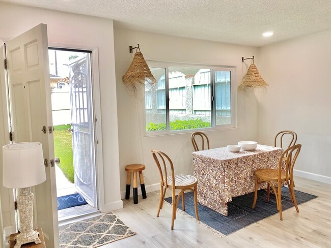 Photo - 2019 Curtis Ave Unit B